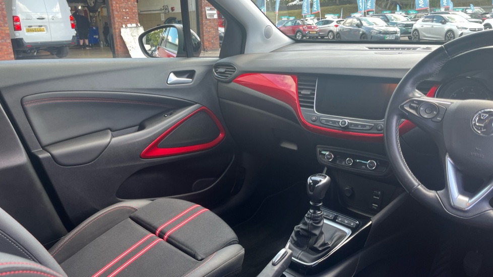 Vauxhall Crossland 1.2 Turbo SRi Nav 5dr Petrol Hatchback - Image 14