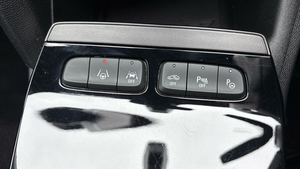 Vauxhall Mokka 100kW Ultimate Edition 50kWh 5dr Auto Electric Hatchback - Image 30