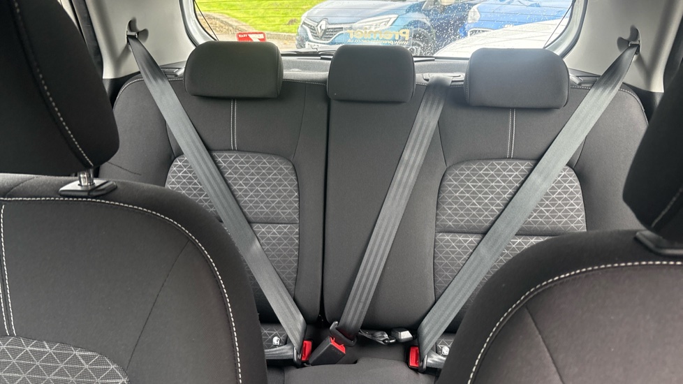 Kia Picanto 1.25 3 5dr Auto Petrol Hatchback - Image 15