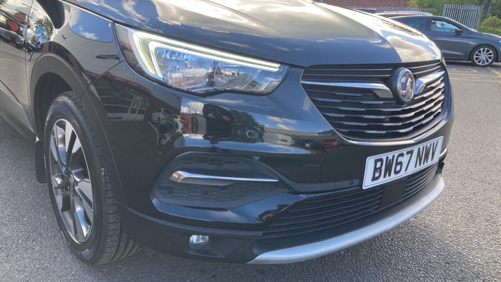 Vauxhall Grandland X 1.2 Turbo Sport Nav 5dr Petrol Hatchback - Image 8