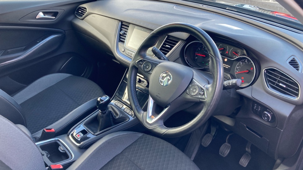 Vauxhall Grandland X 1.2 Turbo Sport Nav 5dr Petrol Hatchback - Image 11