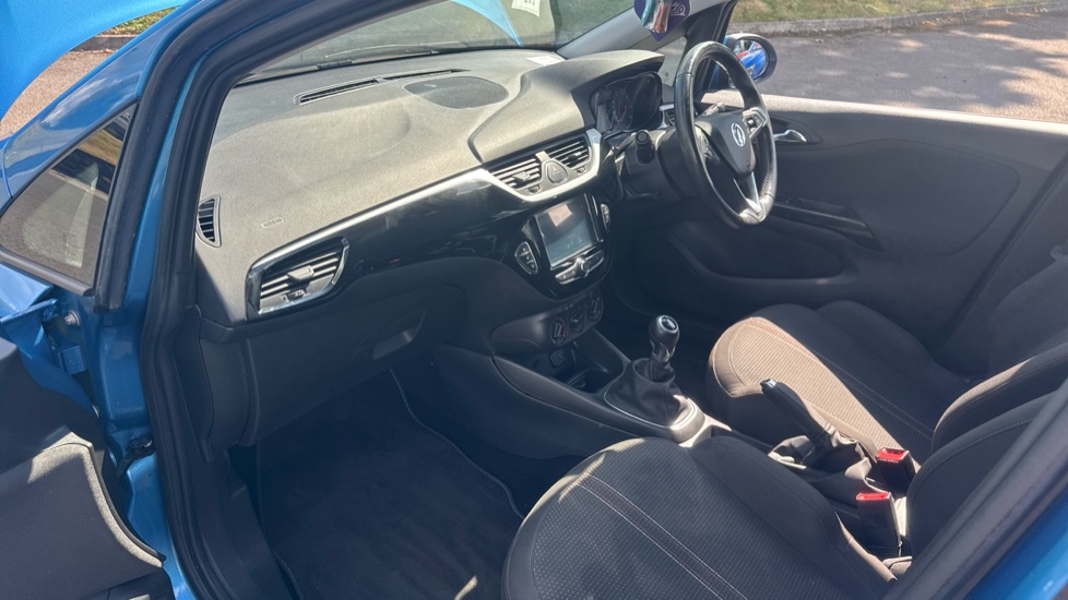 Vauxhall Corsa 1.4 Griffin 5dr Petrol Hatchback - Image 9
