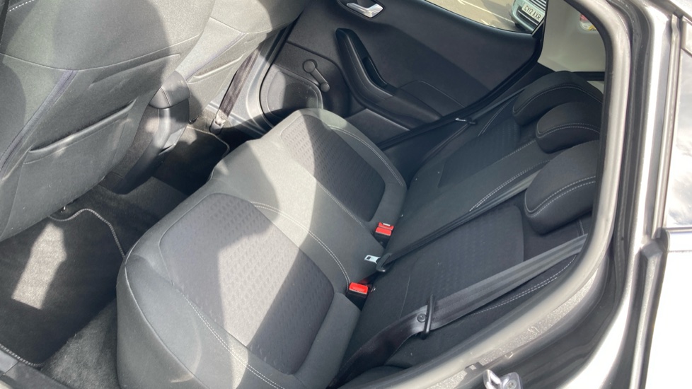 Ford Fiesta 1.0 EcoBoost Titanium 5dr Petrol Hatchback - Image 16
