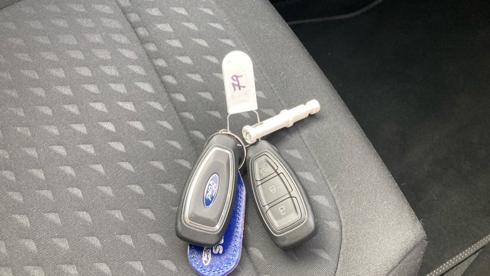 Ford Fiesta 1.0 EcoBoost Titanium 5dr Petrol Hatchback - Image 20