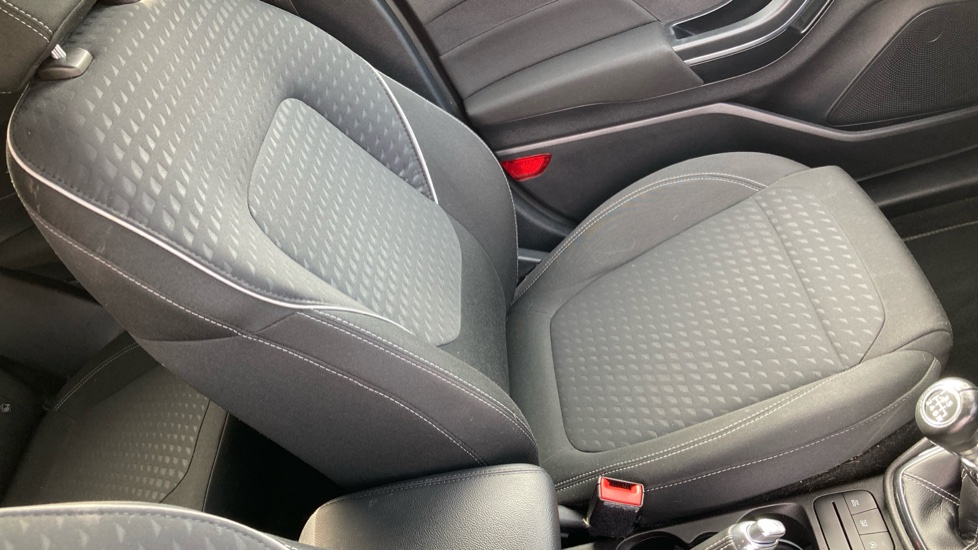 Ford Fiesta 1.0 EcoBoost Titanium 5dr Petrol Hatchback - Image 31