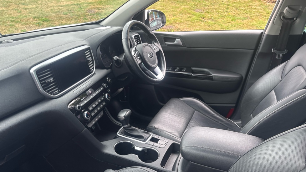 Kia Sportage 1.6 CRDi 48V ISG 3 5dr DCT Auto Diesel Estate - Image 9