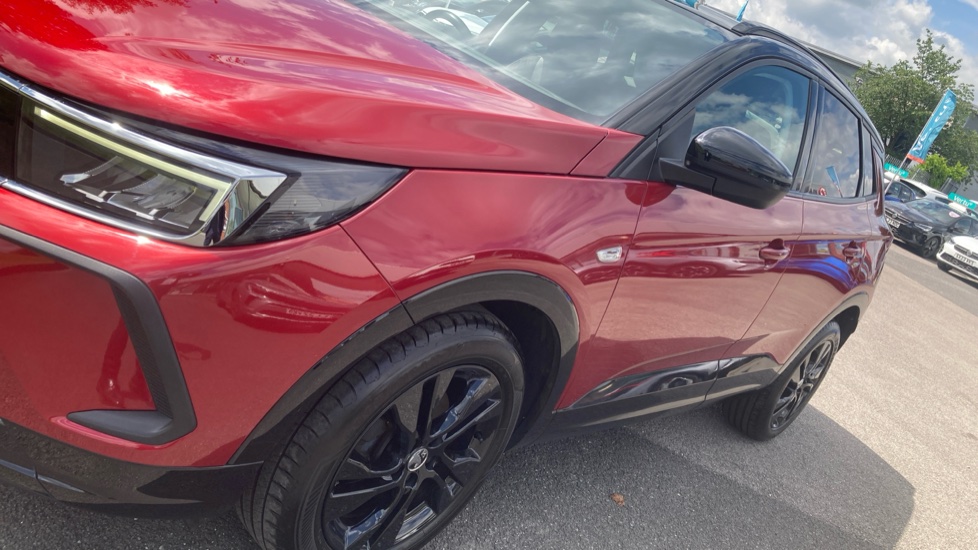Vauxhall Grandland 1.2 Turbo GS Line 5dr Petrol Hatchback - Image 28