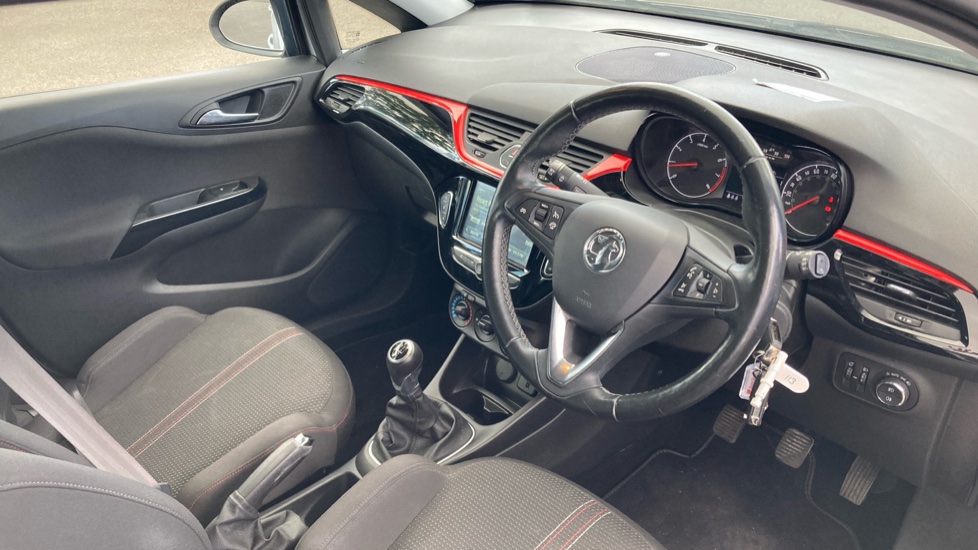 Vauxhall Corsa 1.4 [75] Griffin 5dr Petrol Hatchback - Image 11