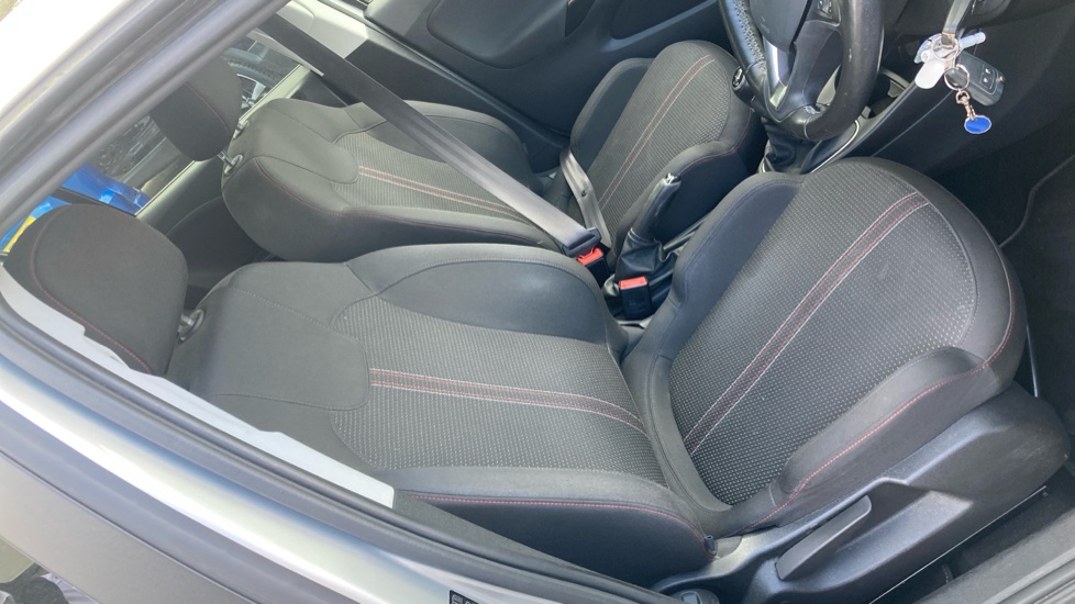 Vauxhall Corsa 1.4 [75] Griffin 5dr Petrol Hatchback - Image 26