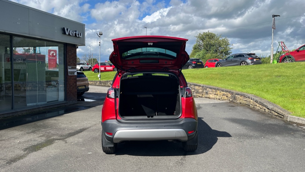 Vauxhall Crossland X 1.2T [110] SRi Nav 5dr [6 Spd] [S/S] Petrol Hatchback - Image 4