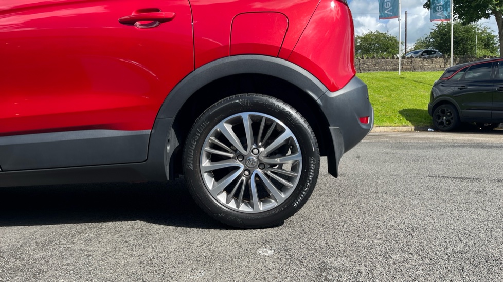 Vauxhall Crossland X 1.2T [110] SRi Nav 5dr [6 Spd] [S/S] Petrol Hatchback - Image 7