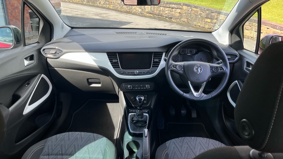 Vauxhall Crossland X 1.2T [110] SRi Nav 5dr [6 Spd] [S/S] Petrol Hatchback - Image 10