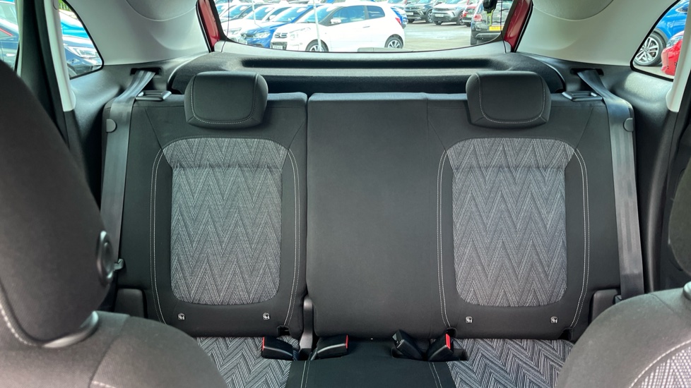 Vauxhall Crossland X 1.2T [110] SRi Nav 5dr [6 Spd] [S/S] Petrol Hatchback - Image 15