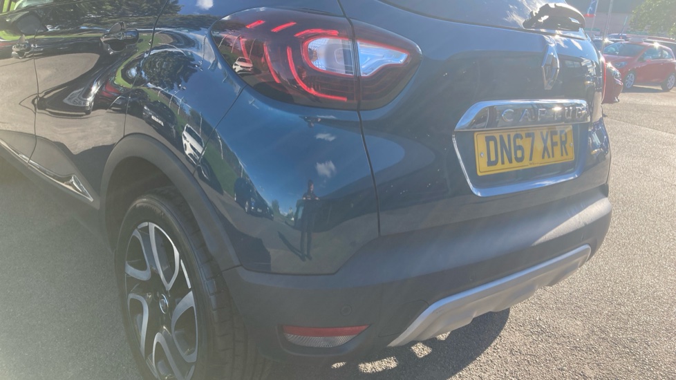 Renault Captur 1.5 dCi 110 Dynamique S Nav 5dr Diesel Hatchback - Image 30