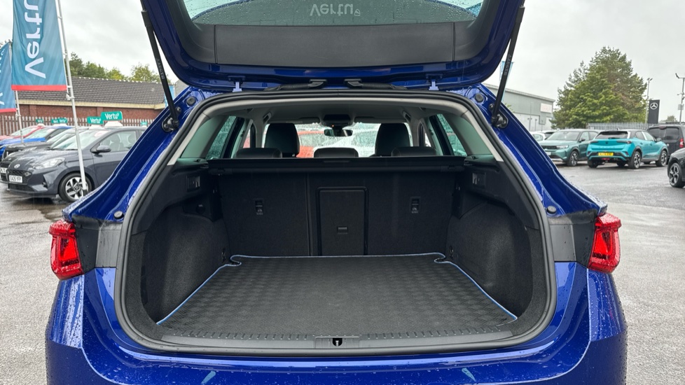 SEAT Leon 1.5 TSI EVO FR 5dr Petrol Estate - Image 4
