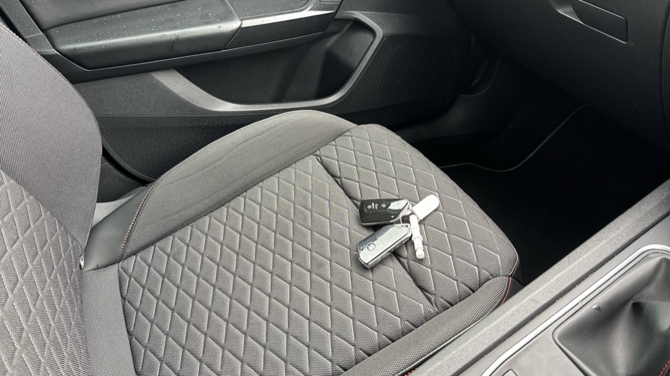 SEAT Leon 1.5 TSI EVO FR 5dr Petrol Estate - Image 20