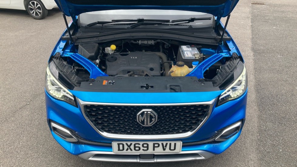 MG HS 1.5 T-GDI Exclusive 5dr DCT Petrol Hatchback - Image 8