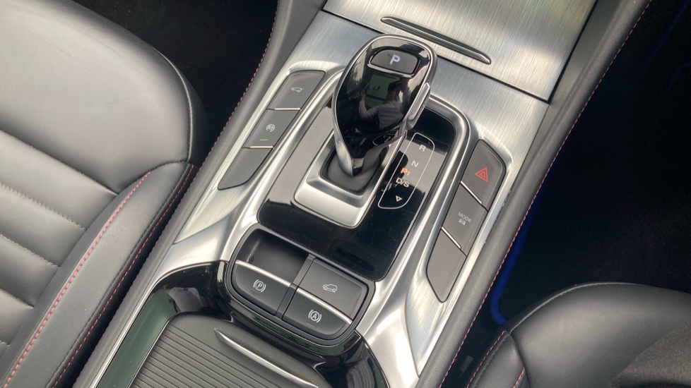 MG HS 1.5 T-GDI Exclusive 5dr DCT Petrol Hatchback - Image 24