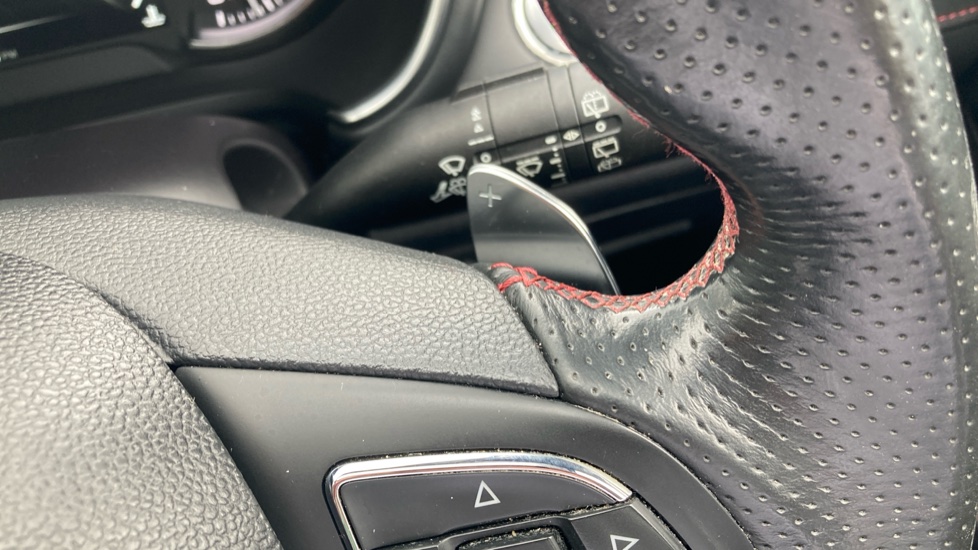 MG HS 1.5 T-GDI Exclusive 5dr DCT Petrol Hatchback - Image 27