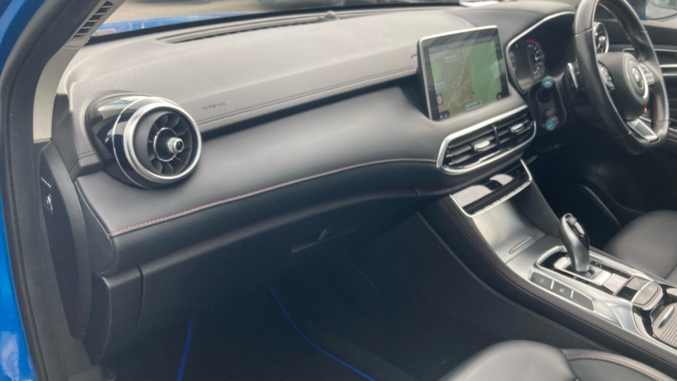MG HS 1.5 T-GDI Exclusive 5dr DCT Petrol Hatchback - Image 43