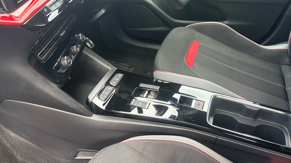 Vauxhall Mokka 100kW GS 50kWh 5dr Auto Electric Hatchback - Image 13