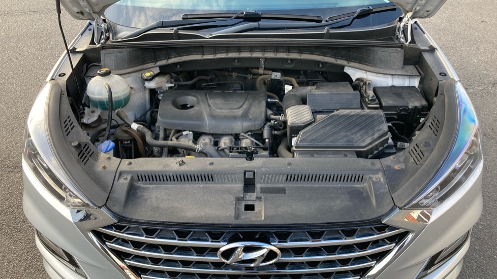 Hyundai TUCSON 1.6 GDi SE Nav 5dr 2WD Petrol Estate - Image 8