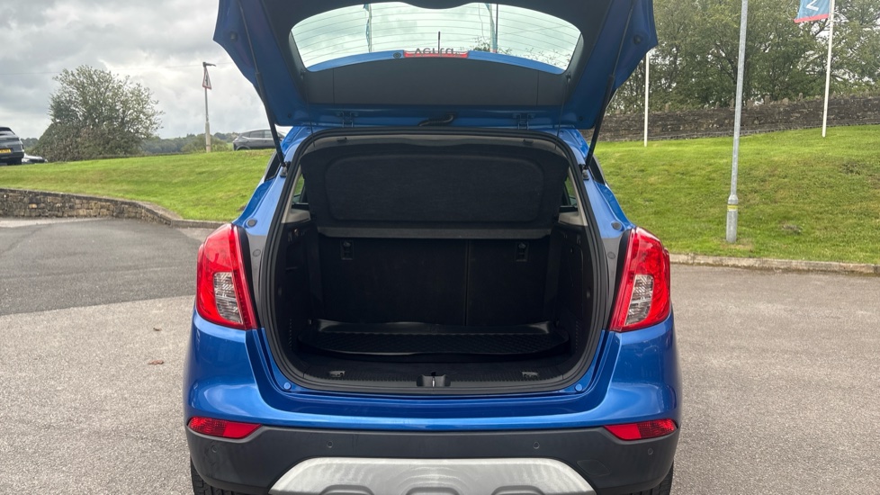Vauxhall Mokka X 1.6i Active 5dr Petrol Hatchback - Image 4