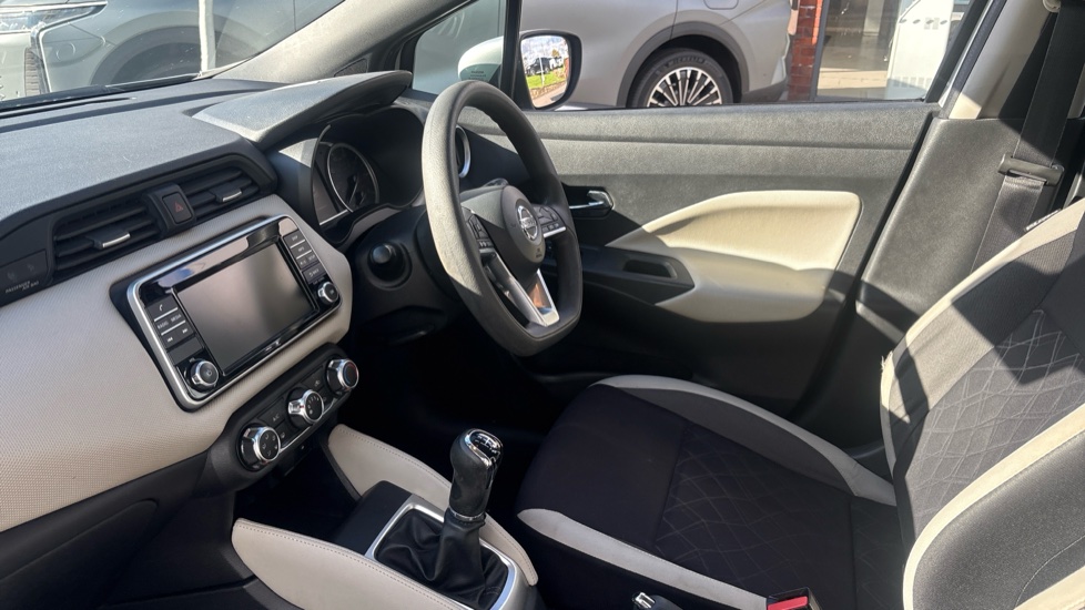 Nissan Micra 1.5 dCi Acenta 5dr Diesel Hatchback - Image 9