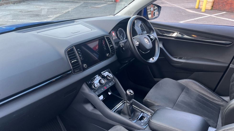 Skoda Karoq 1.5 TSI SE L 5dr Petrol Estate - Image 9