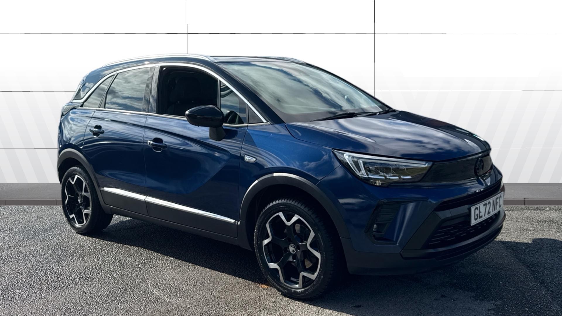 Vauxhall Crossland listing photo