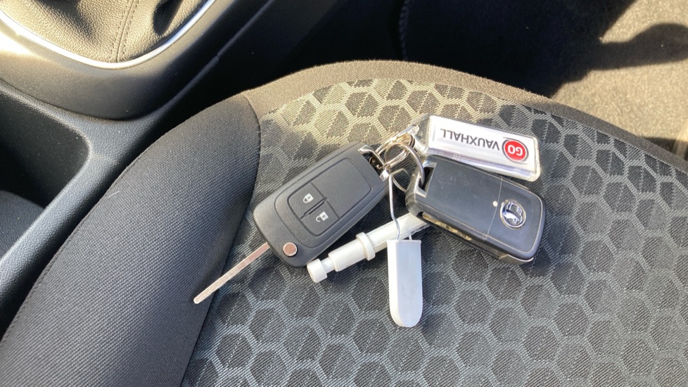 Vauxhall Corsa 1.4 [75] Energy 3dr [AC] Petrol Hatchback - Image 20