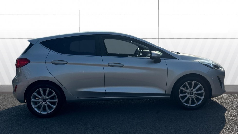 Ford Fiesta 1.0 EcoBoost Titanium 5dr Petrol Hatchback - Image 5