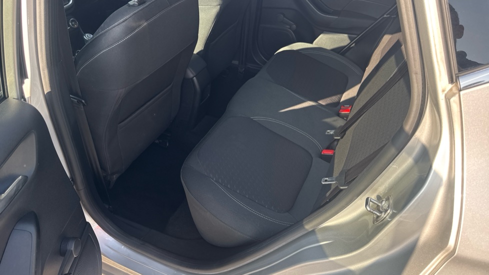 Ford Fiesta 1.0 EcoBoost Titanium 5dr Petrol Hatchback - Image 27