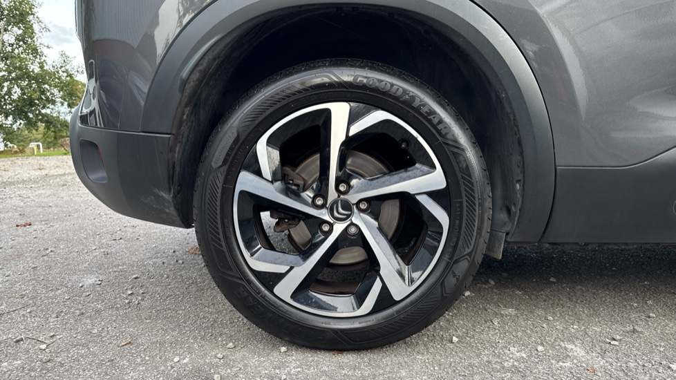 Citroen C5 Aircross 1.2 PureTech 130 Shine 5dr Petrol Hatchback - Image 7