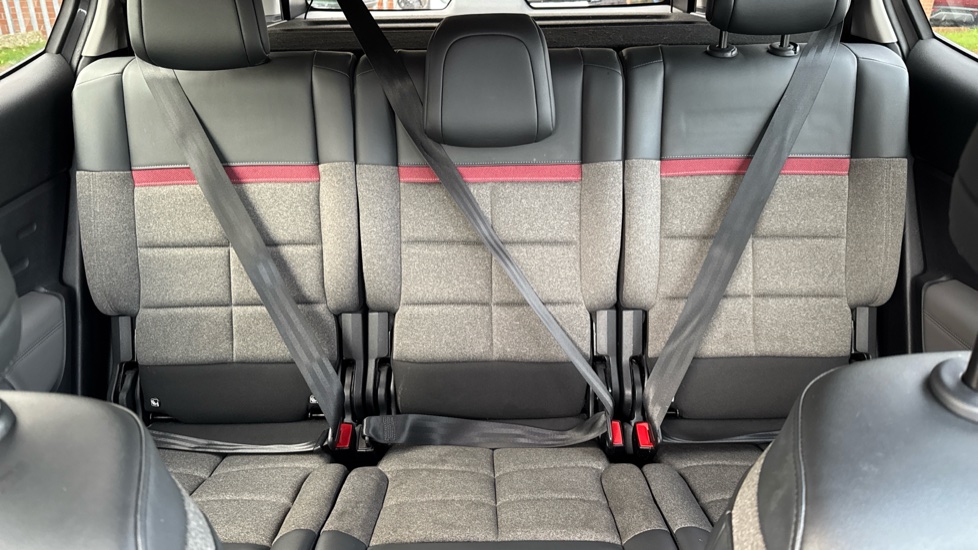 Citroen C5 Aircross 1.2 PureTech 130 Shine 5dr Petrol Hatchback - Image 15