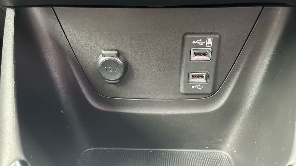 Vauxhall Crossland 1.2 Turbo [130] Ultimate 5dr Auto Petrol Hatchback - Image 30