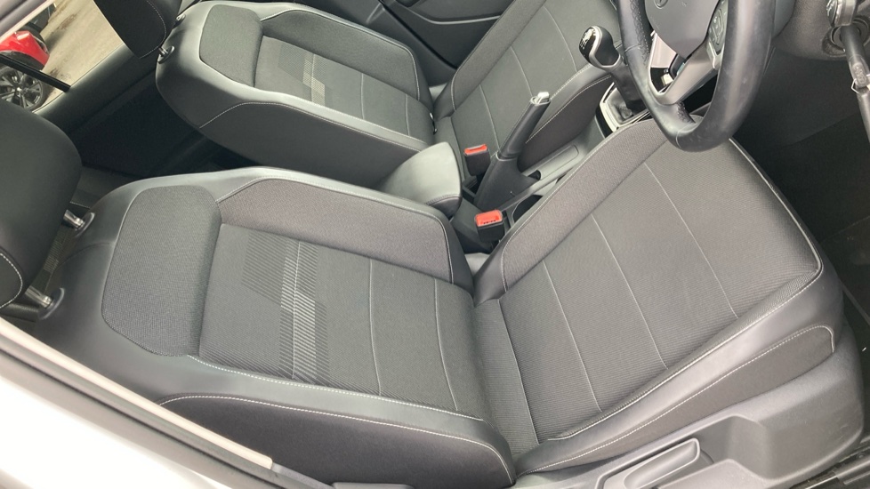 Volkswagen T-Cross 1.0 TSI 110 Black Edition 5dr Petrol Estate - Image 24