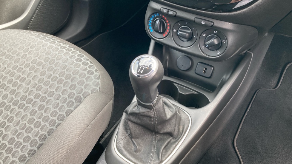 Vauxhall Corsa 1.4 Energy 5dr [AC] Petrol Hatchback - Image 13