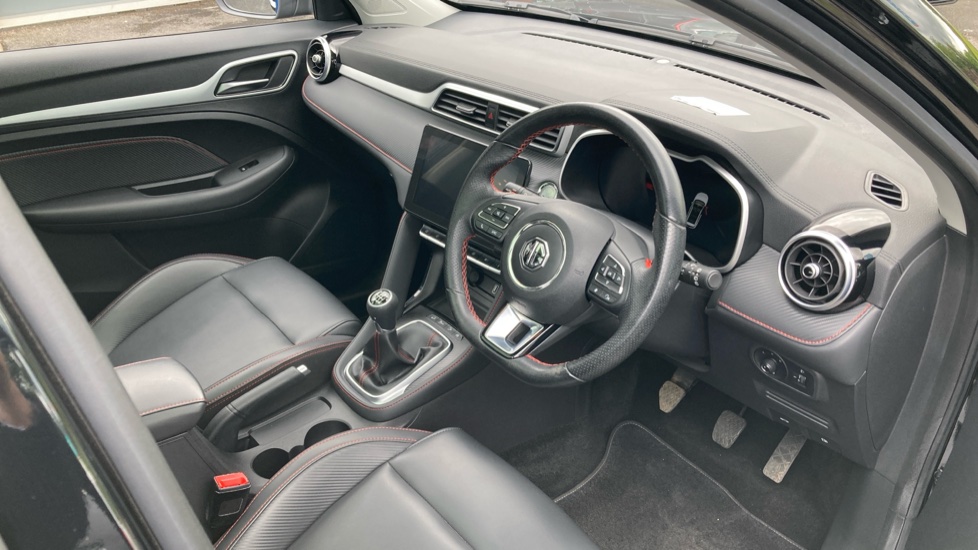 MG ZS 1.0T GDi Exclusive 5dr Petrol Hatchback - Image 11