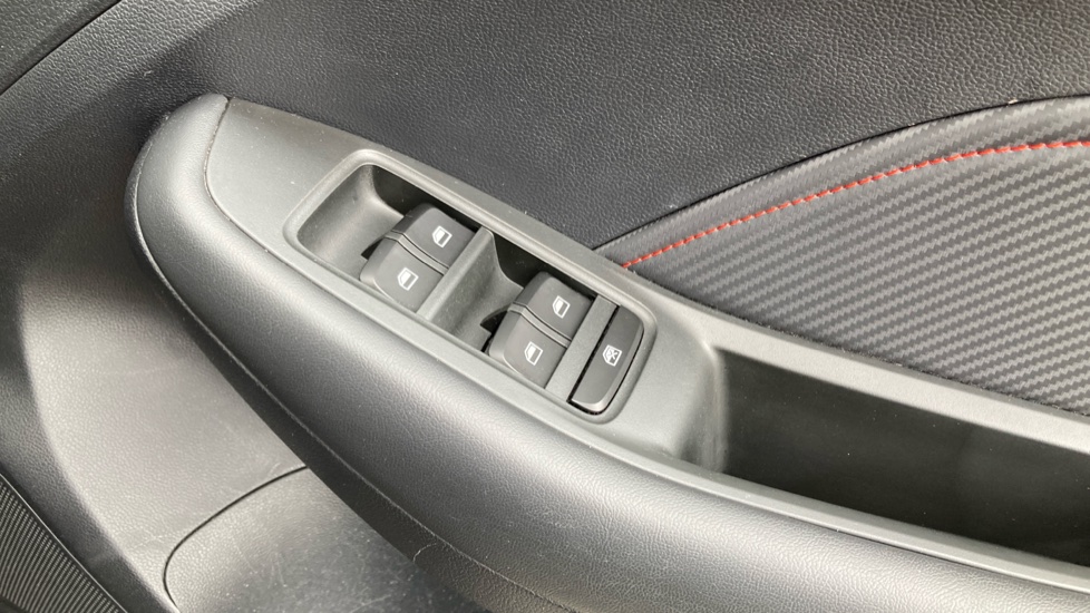MG ZS 1.0T GDi Exclusive 5dr Petrol Hatchback - Image 26