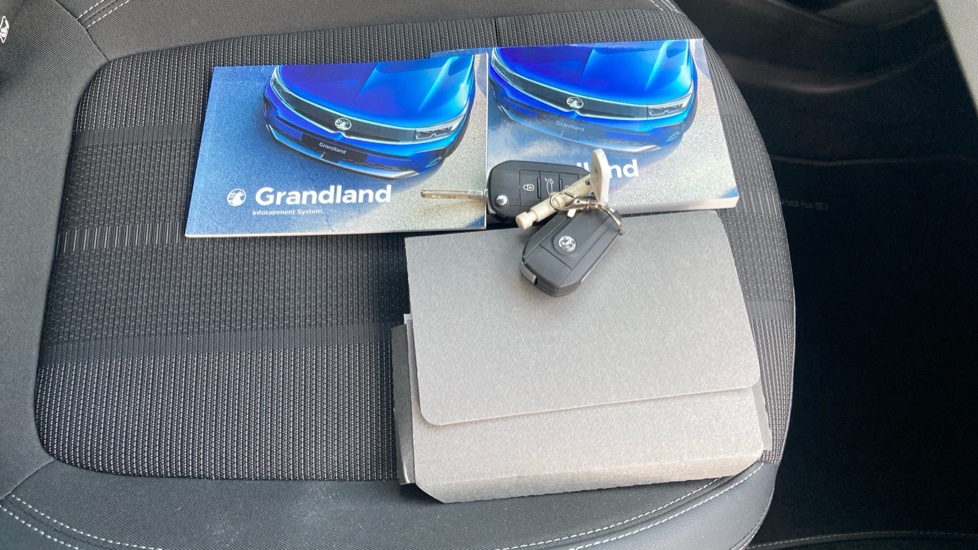 Vauxhall Grandland 1.2 Turbo GS 5dr Petrol Hatchback - Image 19