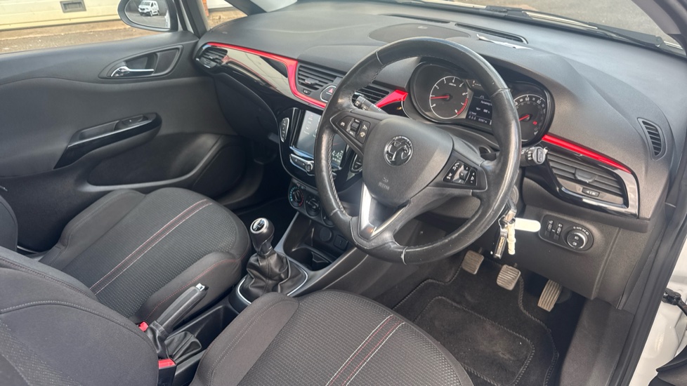 Vauxhall Corsa 1.4 [75] Griffin 5dr Petrol Hatchback - Image 11