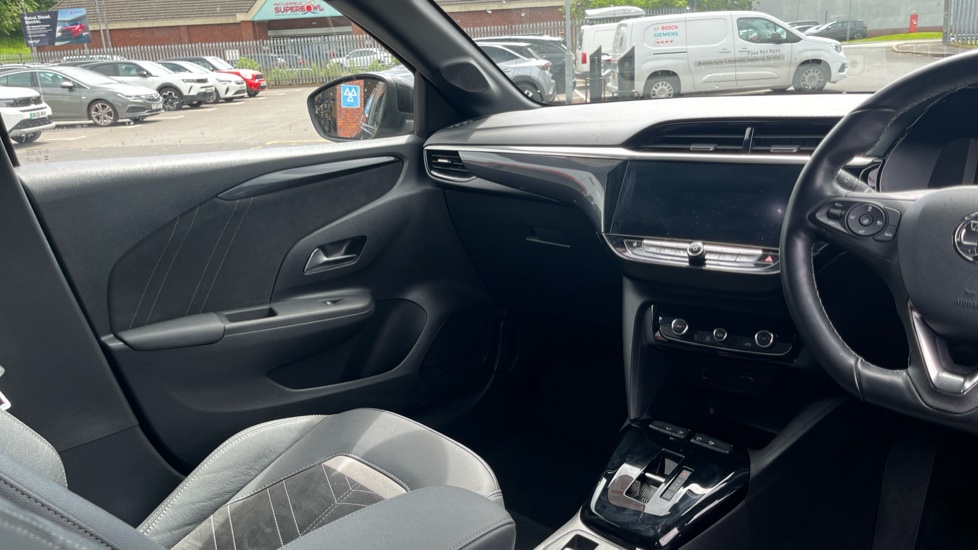 Vauxhall Corsa 100kW Ultimate 50kWh 5dr Auto [11kWCh] Electric Hatchback - Image 14