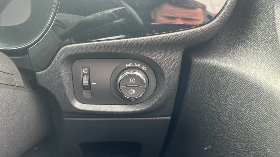 Vauxhall Corsa 100kW Ultimate 50kWh 5dr Auto [11kWCh] Electric Hatchback - Image 21