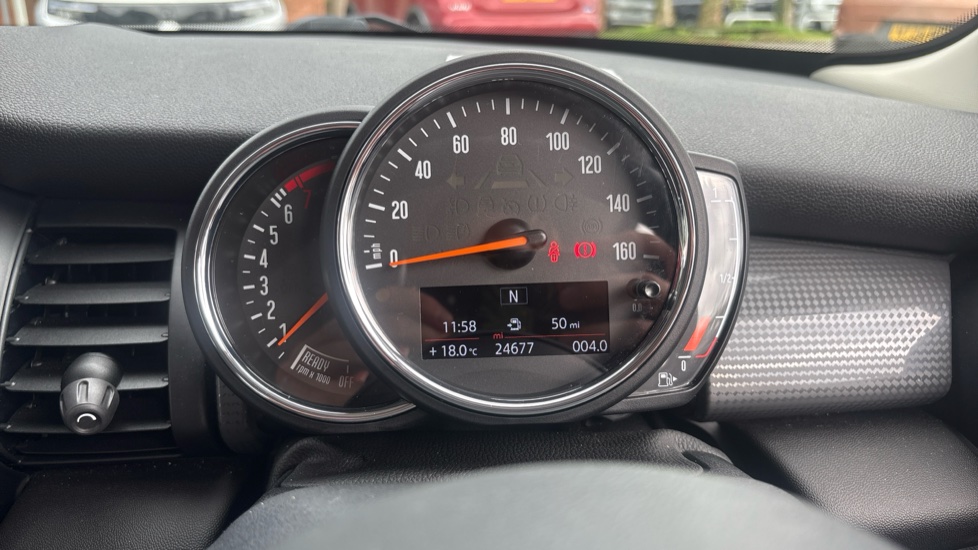 MINI Hatchback 1.5 Cooper Classic II 3dr Petrol Hatchback - Image 18