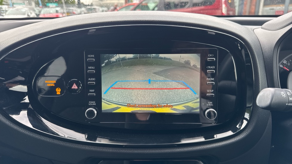 Toyota Aygo X 1.0 VVT-i Edge 5dr Petrol Hatchback - Image 22