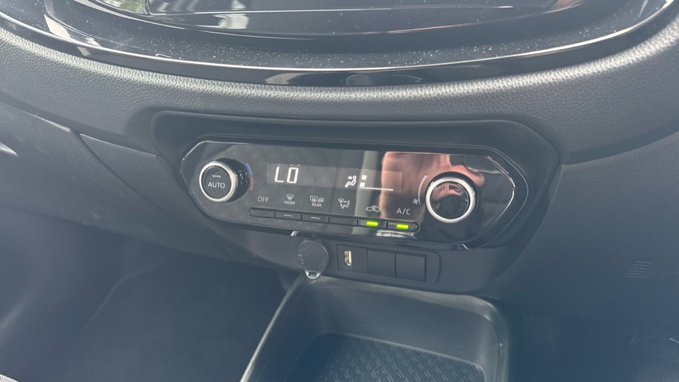 Toyota Aygo X 1.0 VVT-i Edge 5dr Petrol Hatchback - Image 24