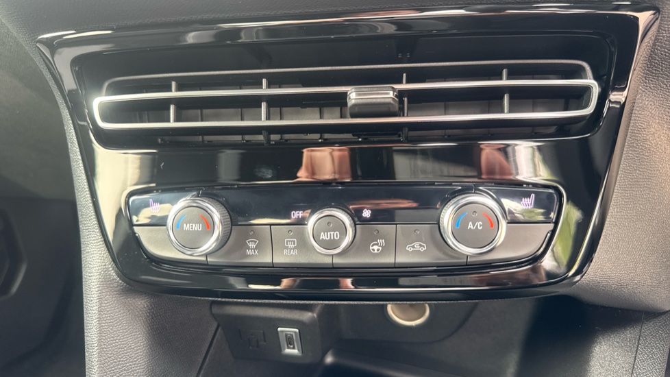 Vauxhall Mokka 1.2 Turbo 136 Griffin 5dr Petrol Hatchback - Image 23