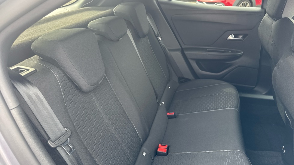 Vauxhall Mokka 1.2 Turbo 136 Griffin 5dr Petrol Hatchback - Image 33