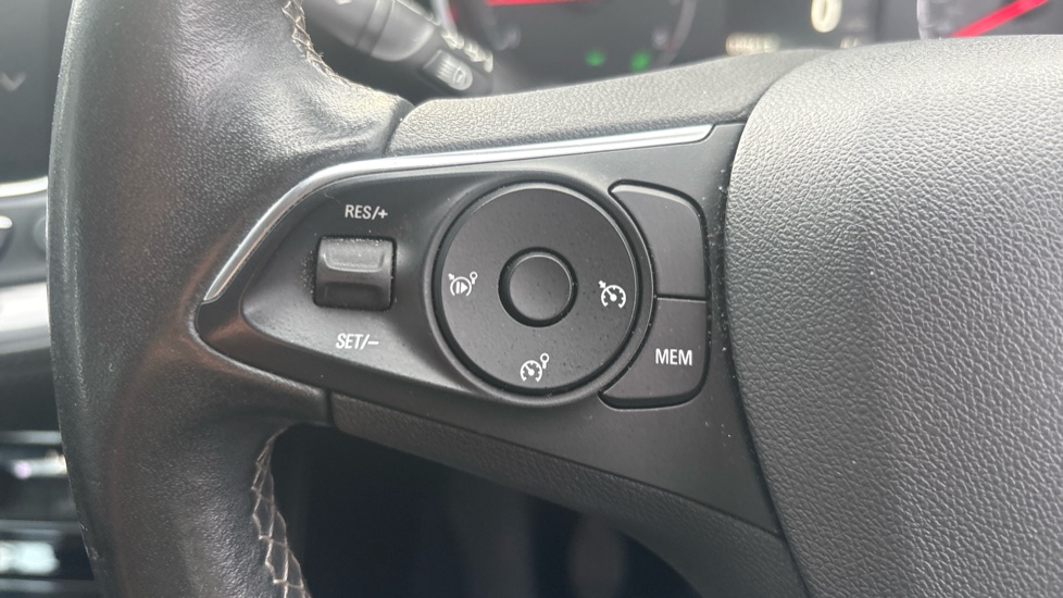 Vauxhall Grandland X 1.2 Turbo Business Edition Nav 5dr Petrol Hatchback - Image 28